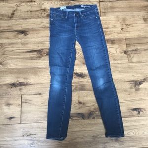 Gap Resolution Jeans